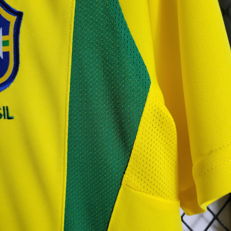 Retrô Camisa Seleção Brasileira I 2002 - Torcedor Nike - Amarela