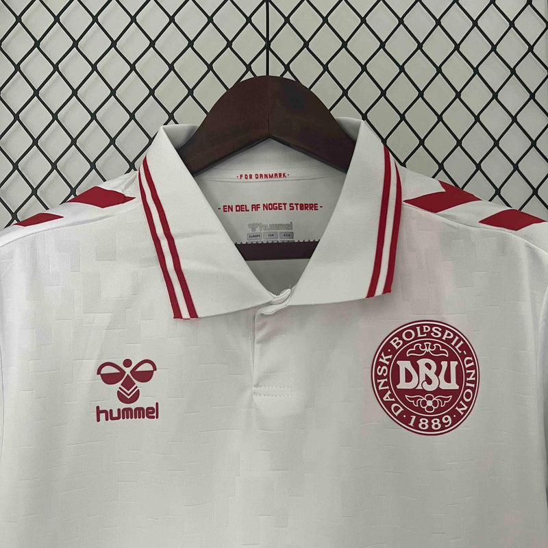 Camisa Seleção Dinamarca II 24/25 - Torcedor Hummel - Branca