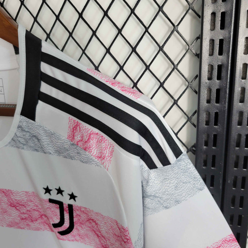 Camisa Juventus II 23/24 - Torcedor Adidas - Branca e Rosa