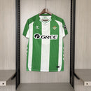 Camisa Real Betis I 25/26 - Torcedor Hummel - Verde e Branca