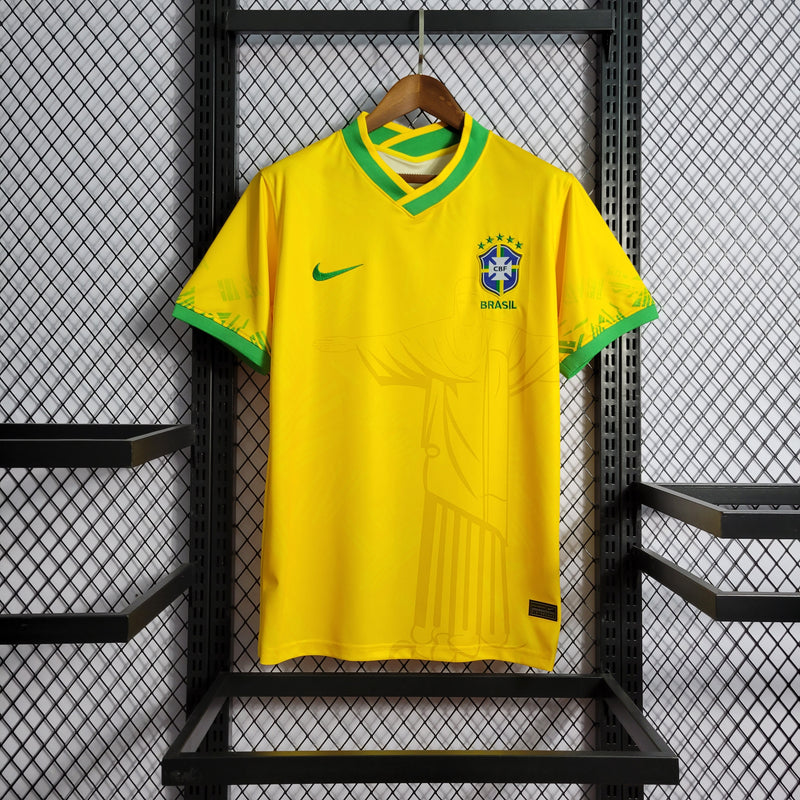 Camisa Seleção Brasileira Cristo Redentor - Edição Especial Nike - Amarela