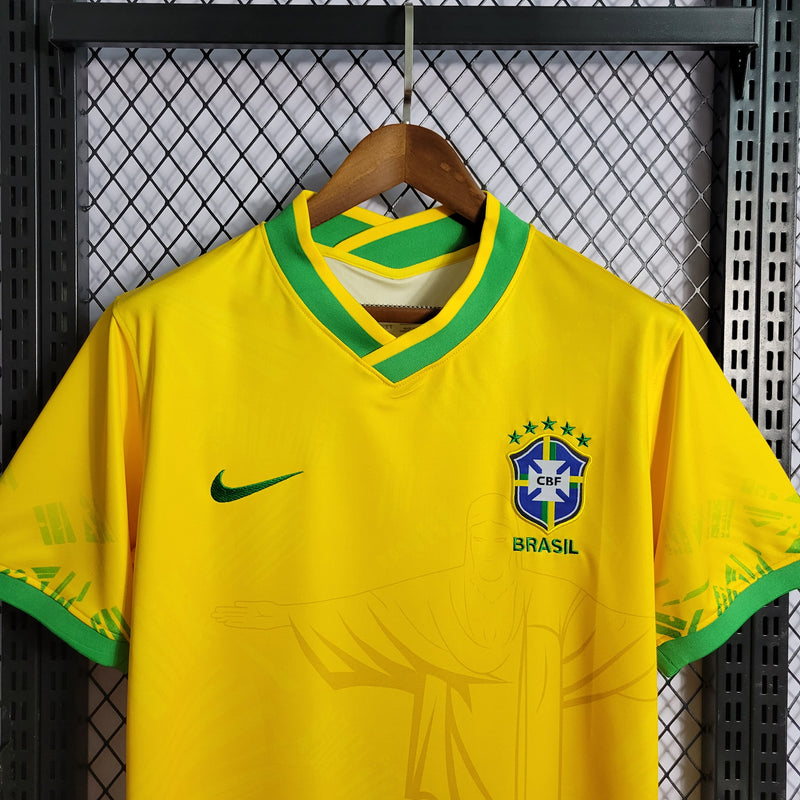 Camisa Seleção Brasileira Cristo Redentor - Edição Especial Nike - Amarela