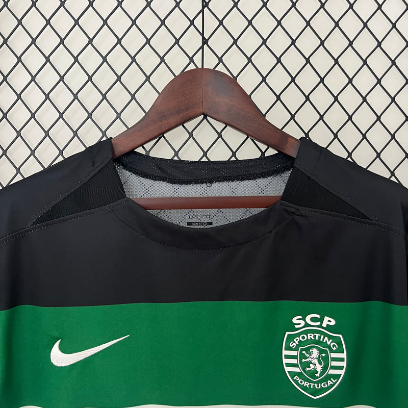 Camisa Sporting I 24/25 - Torcedor Nike - Verde, Branca e Preta