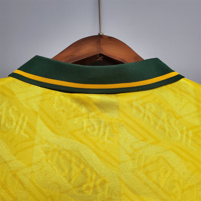 Retrô Camisa Seleção Brasileira I 1992 - Torcedor Umbro - Amarela